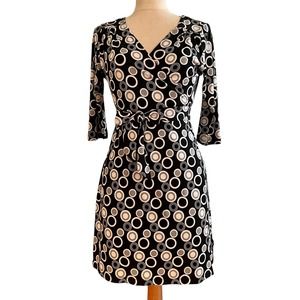 Circle pattern wrap dress